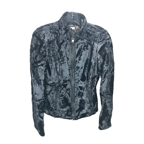 United Nations Colors Jackets & Blazers - United Nations Colors Black Faux Fur Long Sleeve Zipper Front lined Jacket